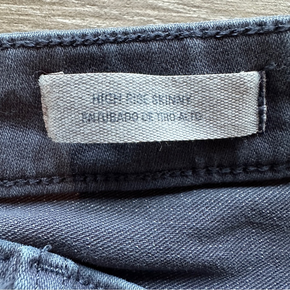 Universal Thread High Rise Jeans Size 10 - Picture 6 of 11
